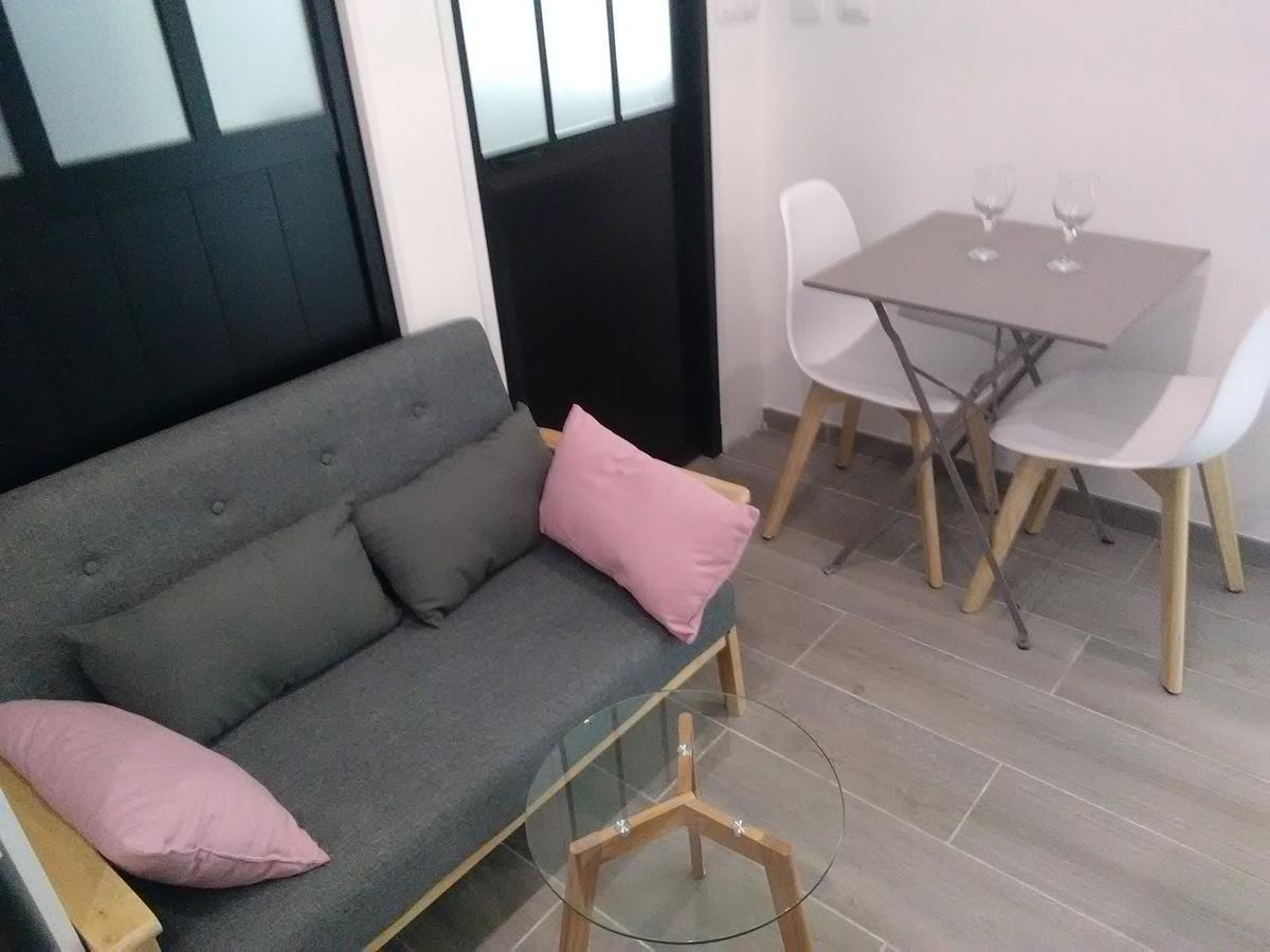 Chambre D'Hotes Les Macarons De Tata Sainte-Eulalie  エクステリア 写真